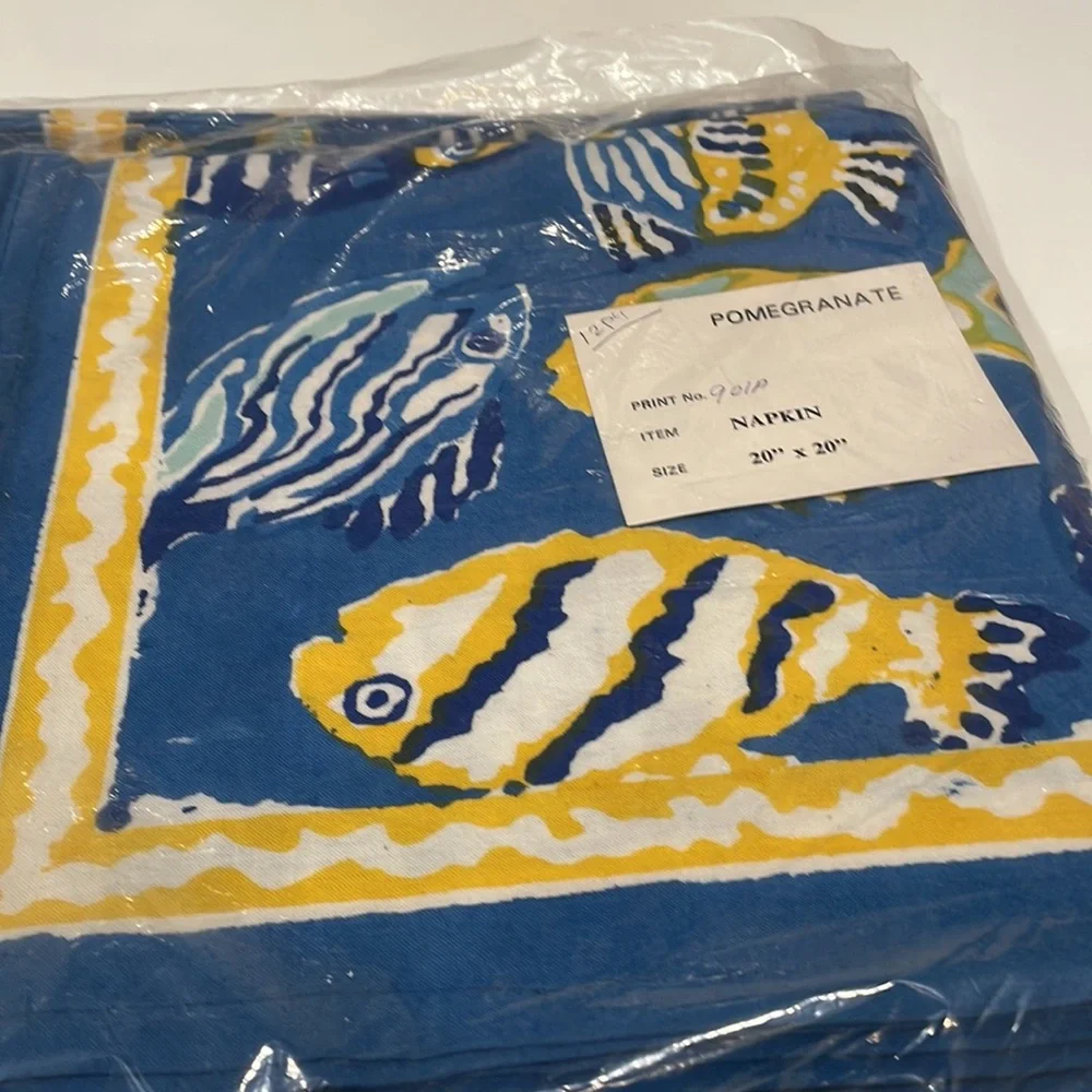 Pomegranate Linen 68 inch Round Tablecloth and 12 napkins. NWT